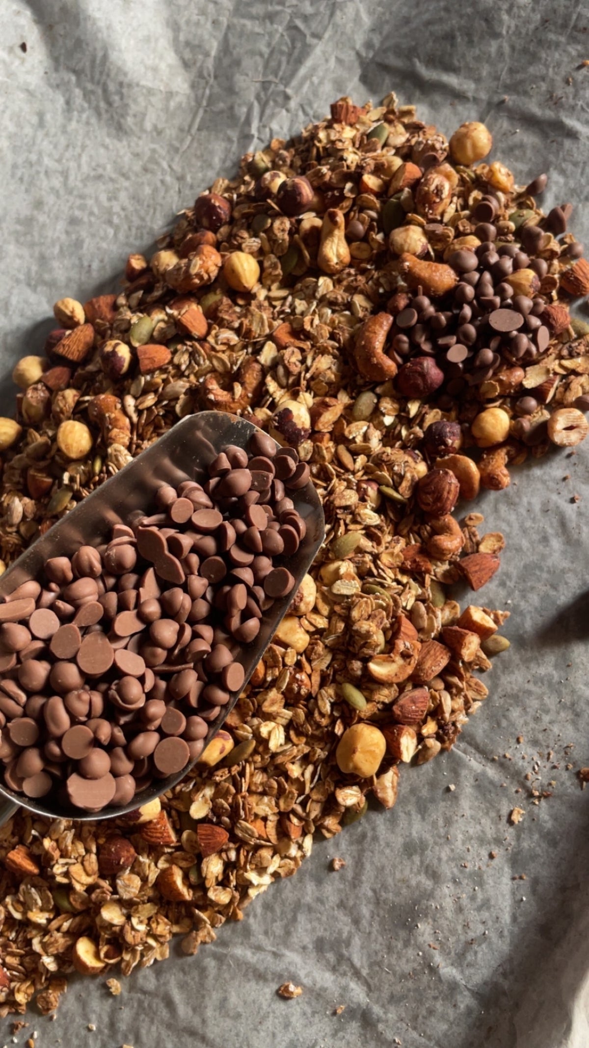 Chocolate granola sugar free__ 1kilo